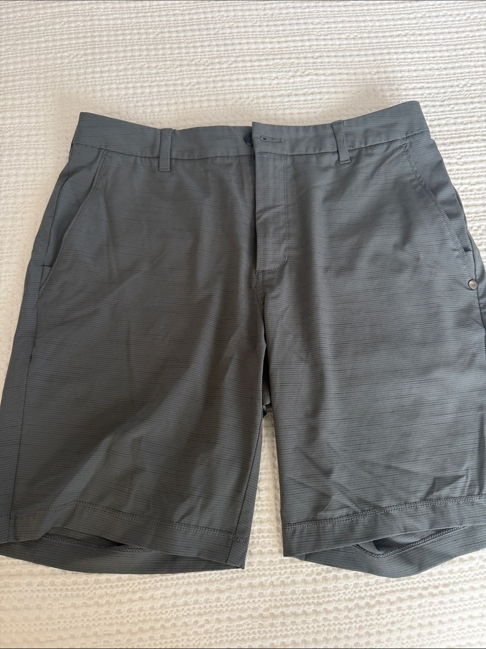 Vuori Men's Pebble Shorts